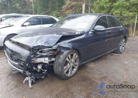 2015 Mercedes-Benz C 300 from USA, damaged, VIN 55SWF4JB9FU051229
